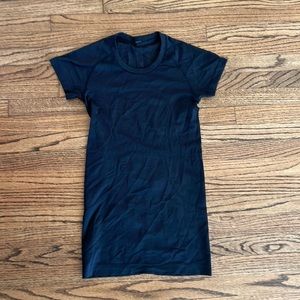 Lululemon Short Sleeve